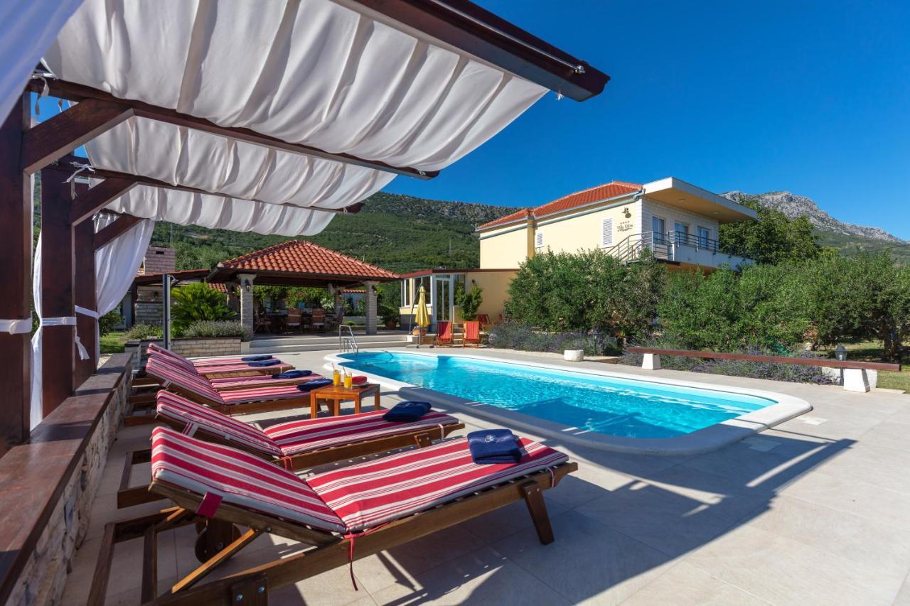 Villa Oliva Kaštela Kültér fotó